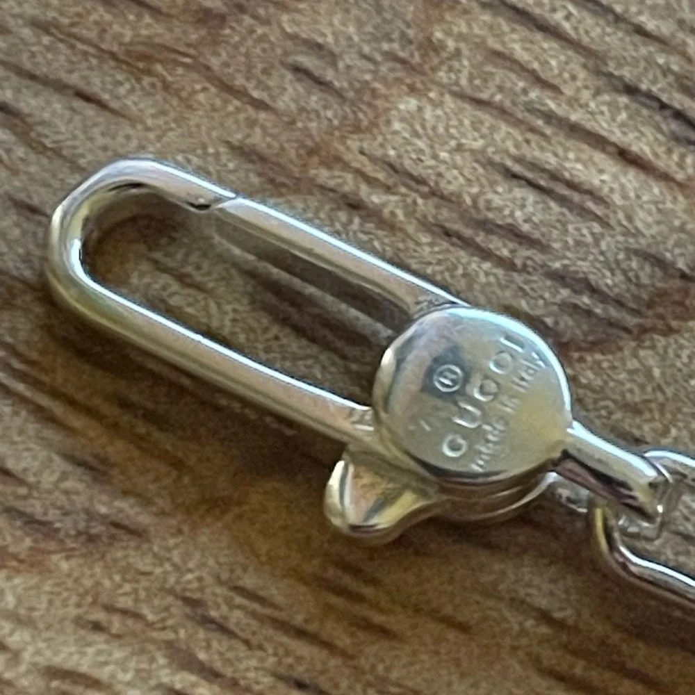 Gorgeous GUCCI Ladies Interlocking "GG" Sterling Silver Bracelet - New with box - Picture 7 of 11